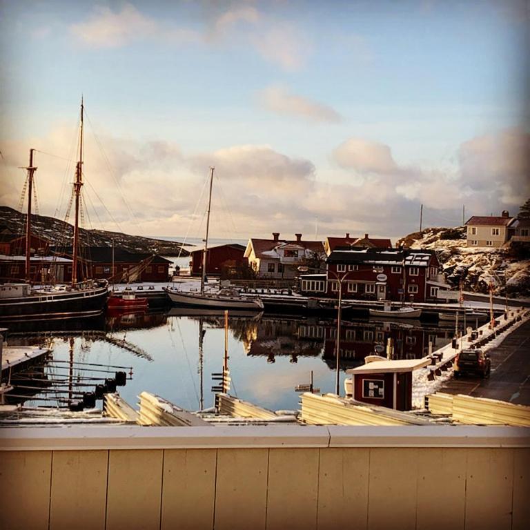 Molloesunds Waerdshus Hotel Bagian luar foto